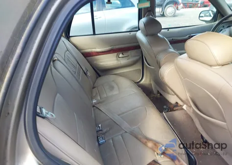 2000 Mercury Grand Marquis Ls z USA, uszkodzony, nr VIN 2MEFM75W1YX669068